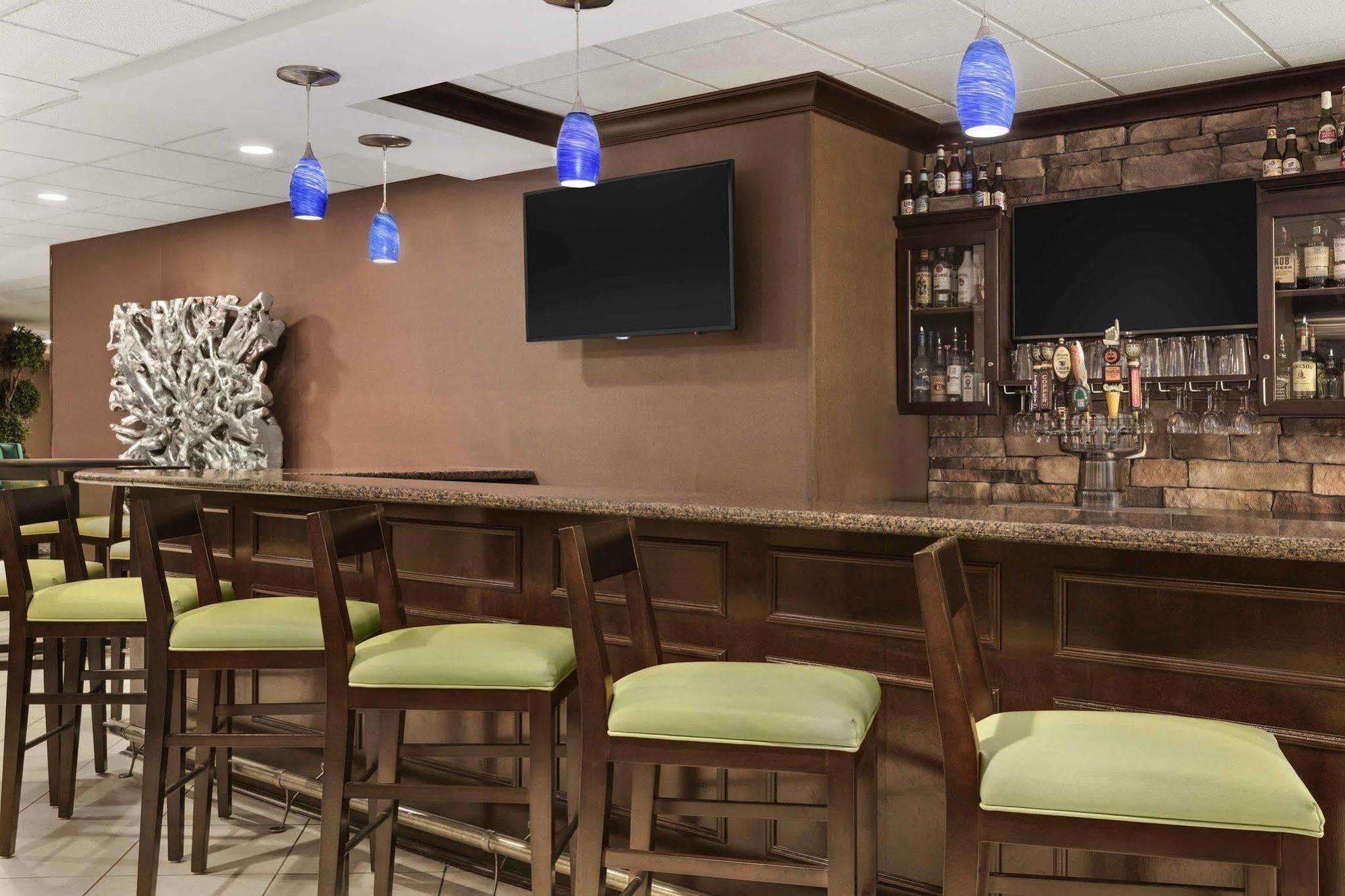 Hilton Garden Inn Charlotte/Mooresville Esterno foto